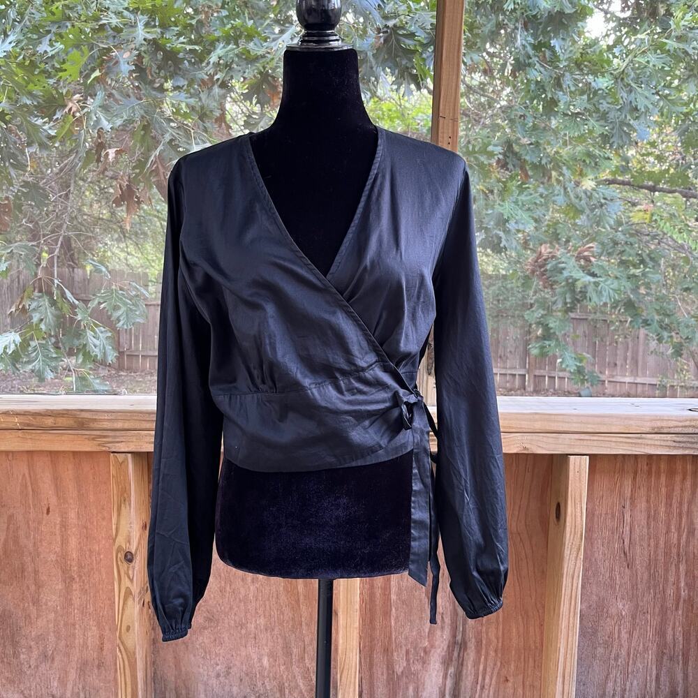 Modcloth Women's Black Long Sleeve Wrap Blouse Size XL. NEW